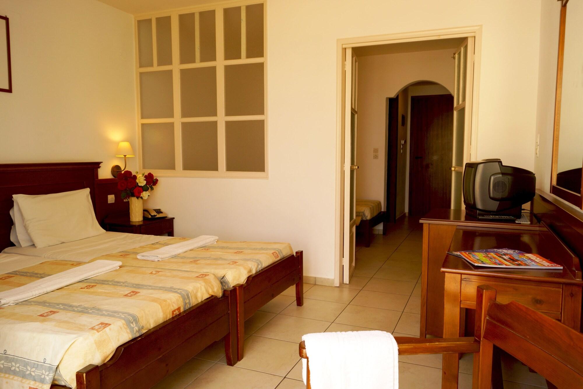 Semiramis Village Hotel Hersonissos  Bagian luar foto